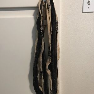 Cream and Black Scarf